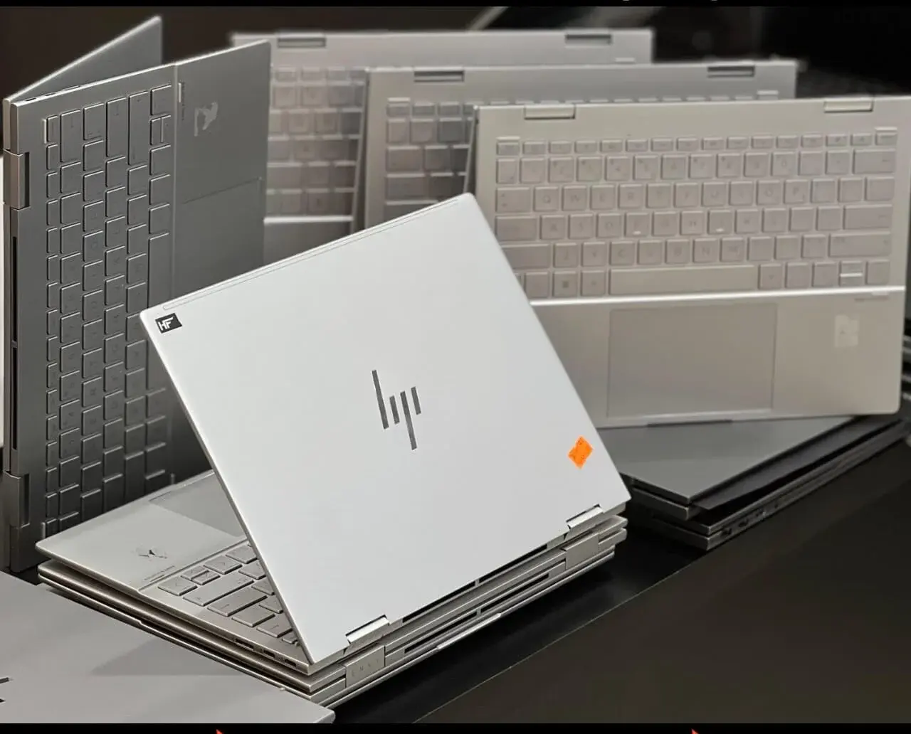 HP Envy x360 13 – 12th Gen Intel Core i5-1230U